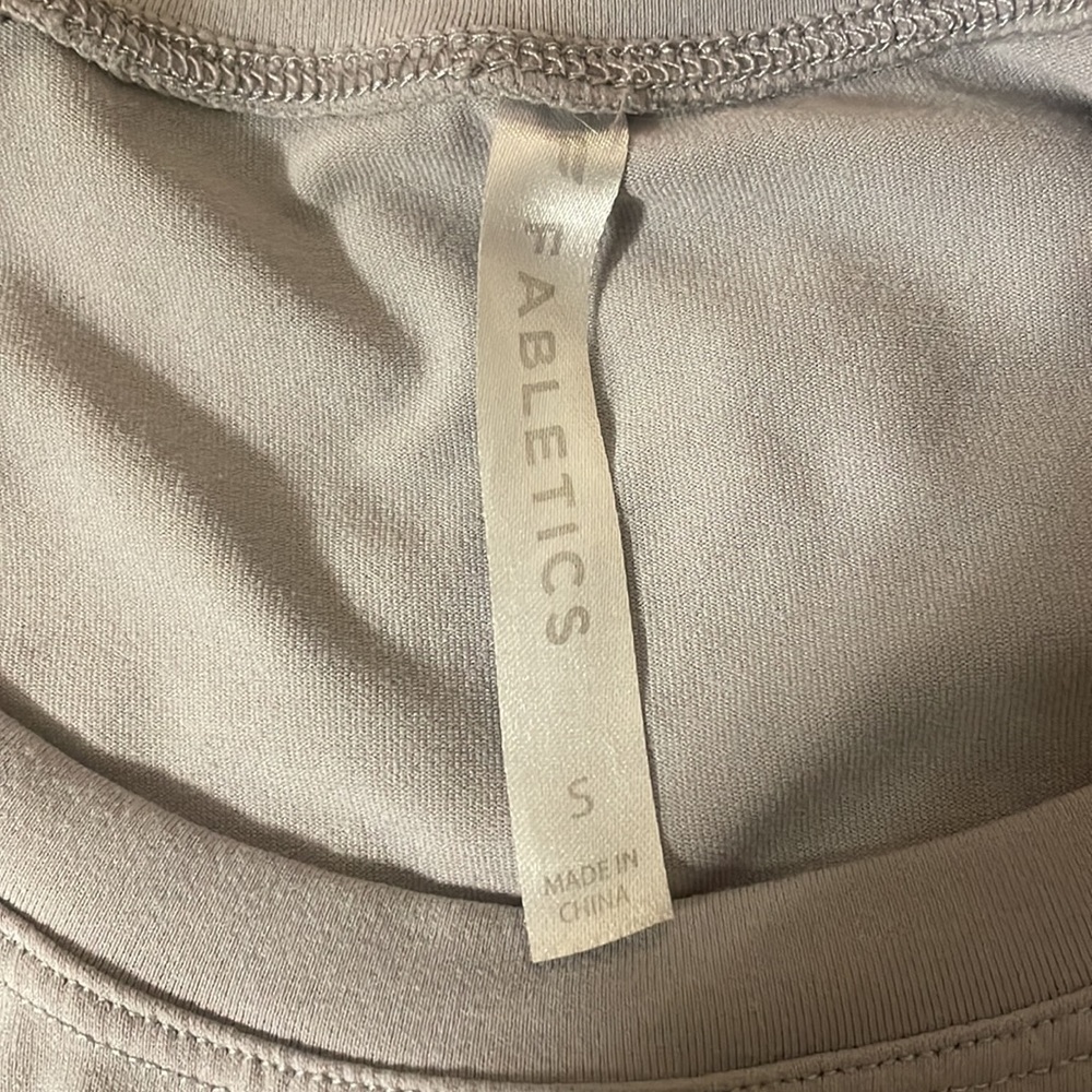 SOLD-Fabletics top - Picture 2 of 2